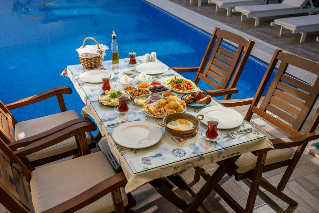 Cunda Giritlioğlu Otel