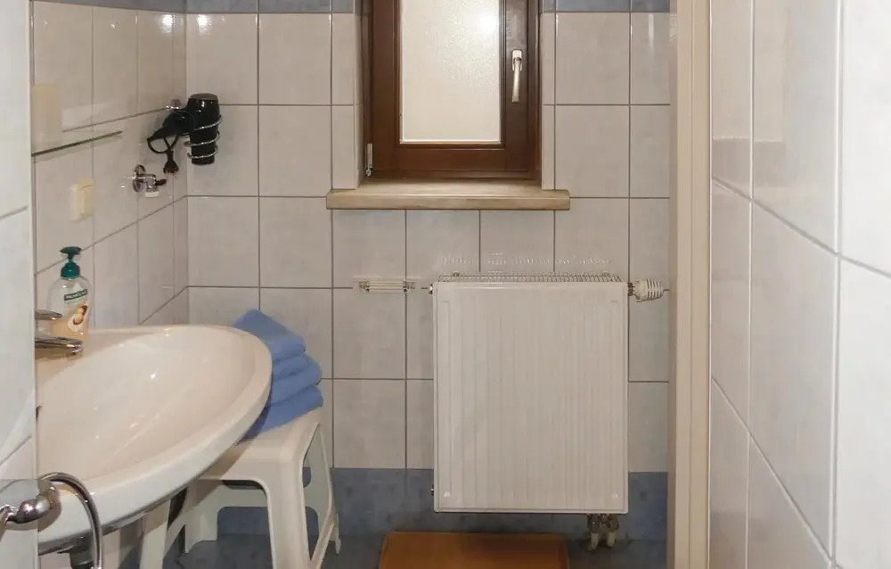 Stunning Apartment in Mühlbach am Hochkönig With 1 Bedrooms and Wifi