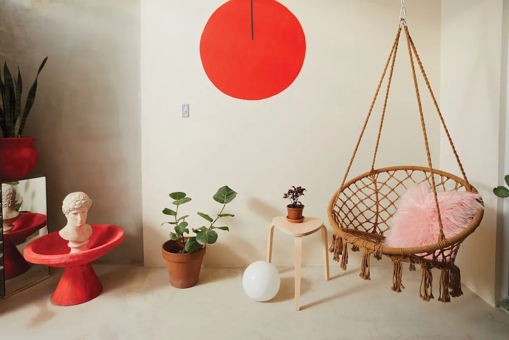 MOOD HAUS by DW - 70s Retro Stays