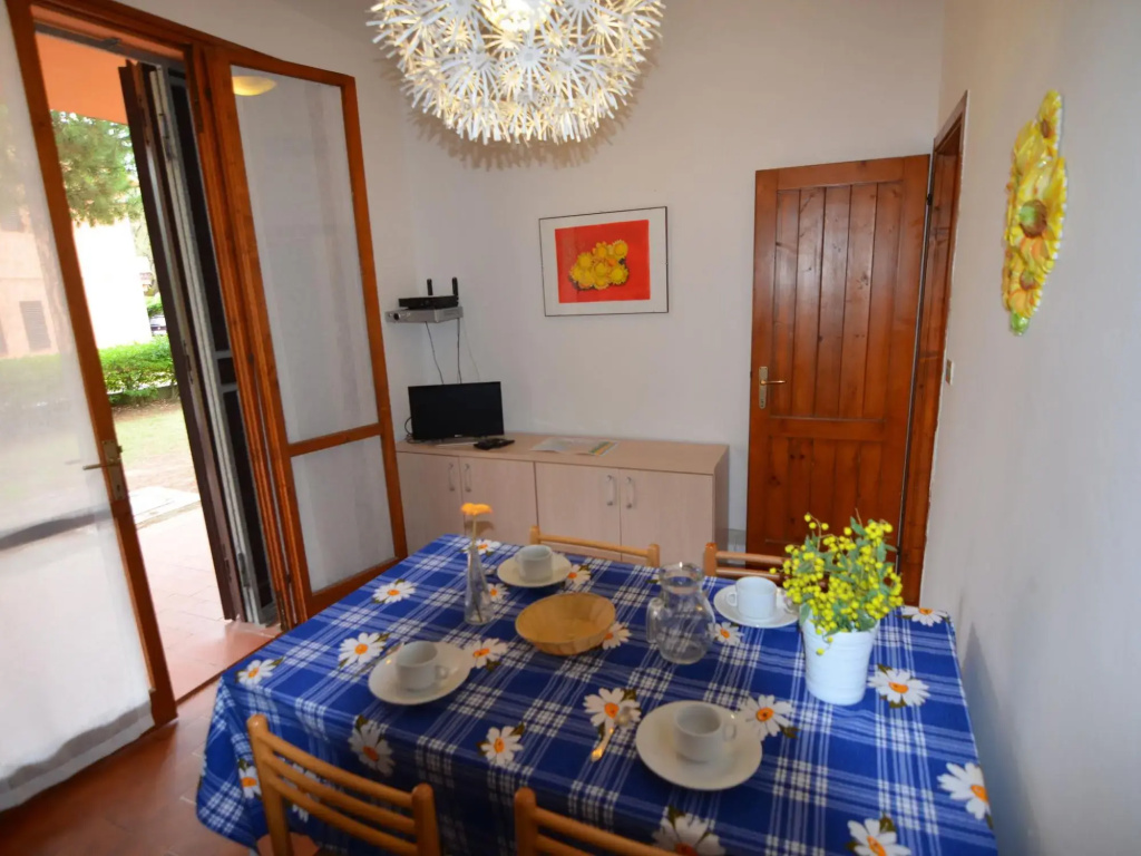 Bungalow outside the campsite on the Adriatic coast a few meters from the sea