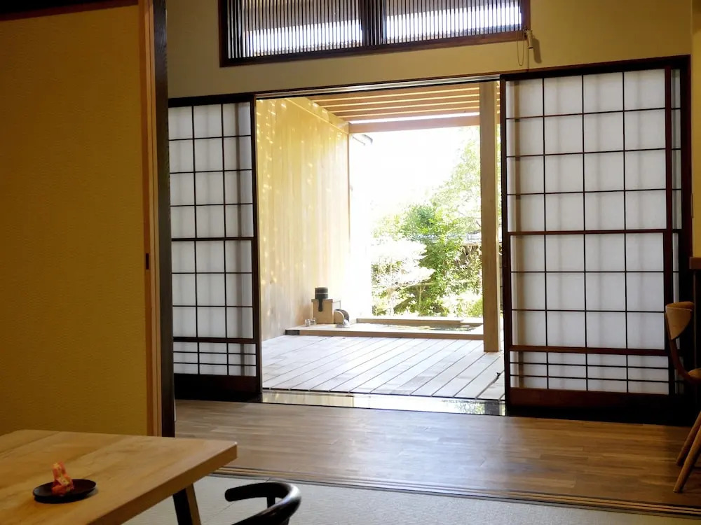 Gora Hanaougi-Sounkaku