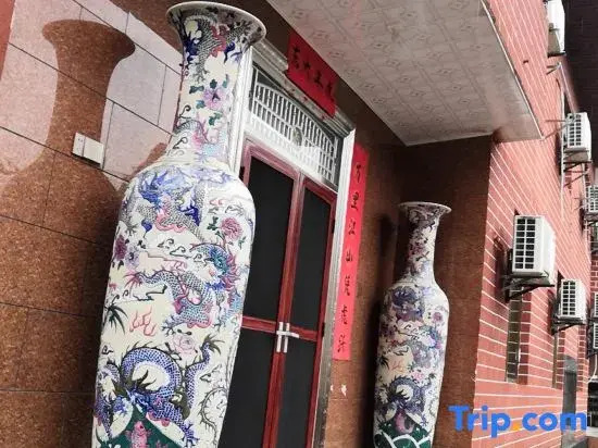Jinggangshan Scenic B&B