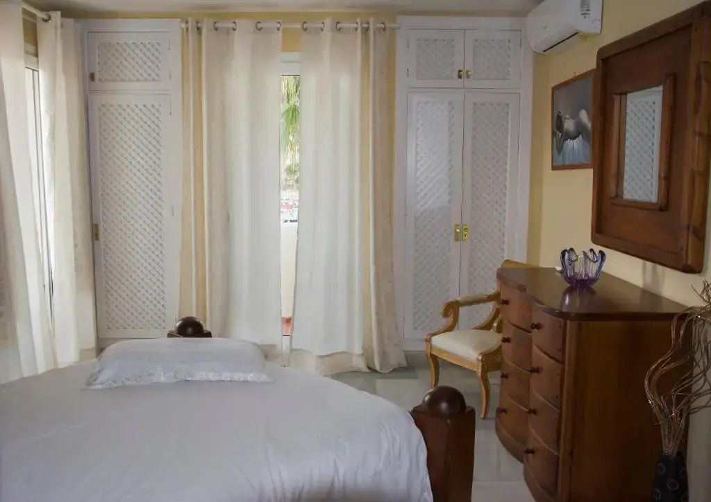 Magnificent Port-Beach 5* Luxury Residence