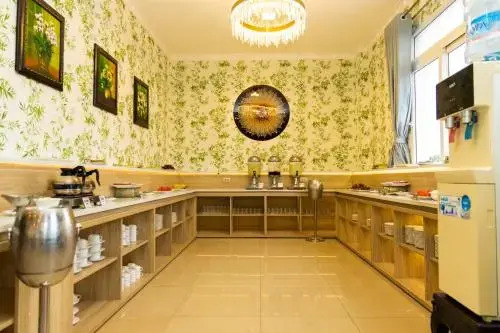 Hoang Loc Hotel