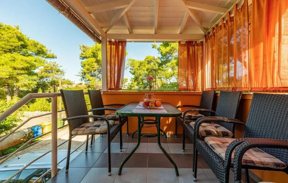 Nice Apartment in Vir With Wifi and 2 Bedrooms