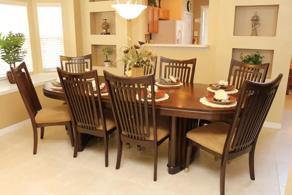 Daniel's Solana House 6 Bedroom Home by Redawning