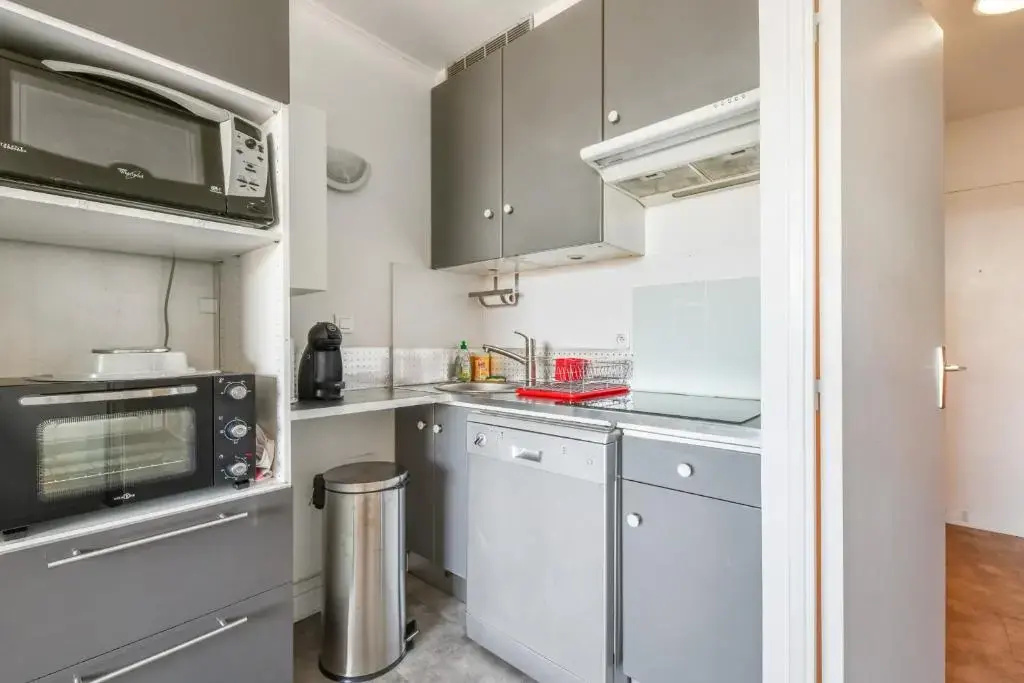 Charming studio with parking 2 minutes from the sea in La Ciotat - Welkeys