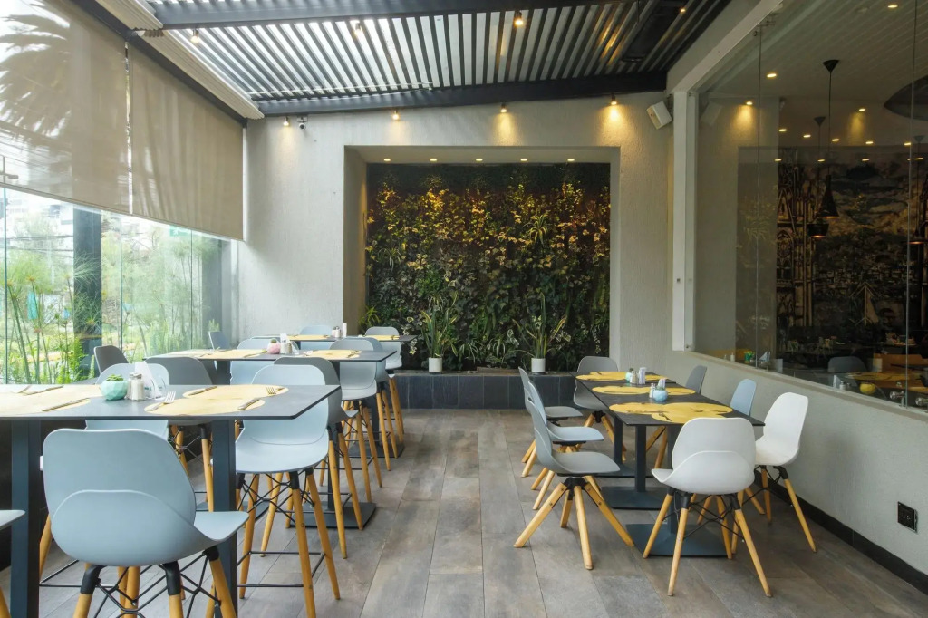 ibis Quito