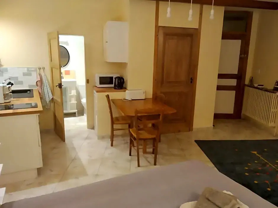 Au coeur de Montastruc-la-Conseillère - Chambres dhôtes