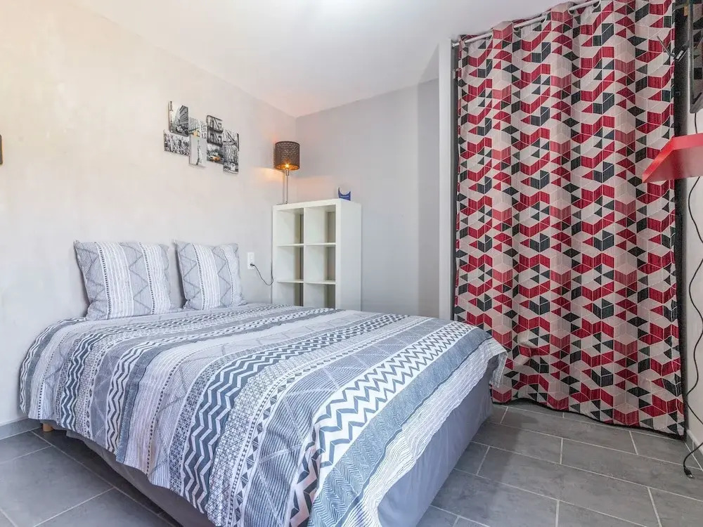 Serene Villa in Saint-Victor-la-Coste with Private Pool