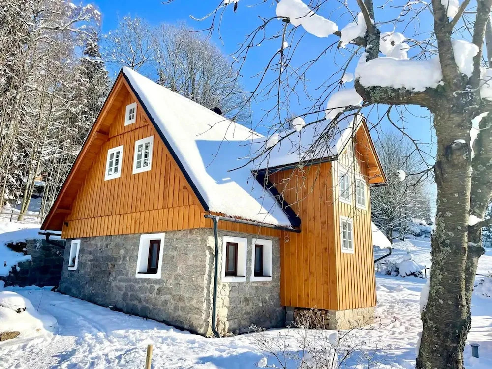 Lucany nad Nisou - Lla560