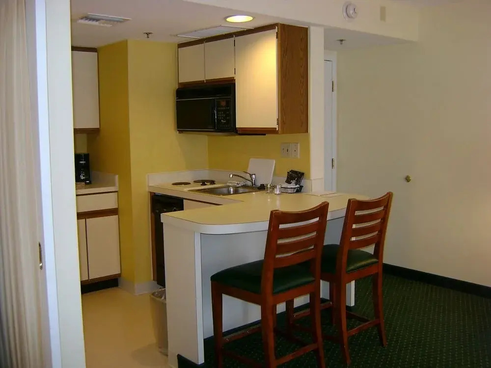 Hawthorn Suites By Wyndham