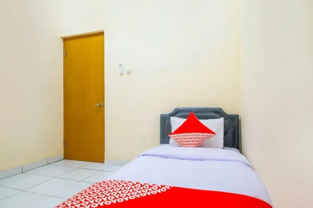 Hotel O Syariah Tasikmalaya Near Universitas Siliwangi Formerly Siliwangi Guest House