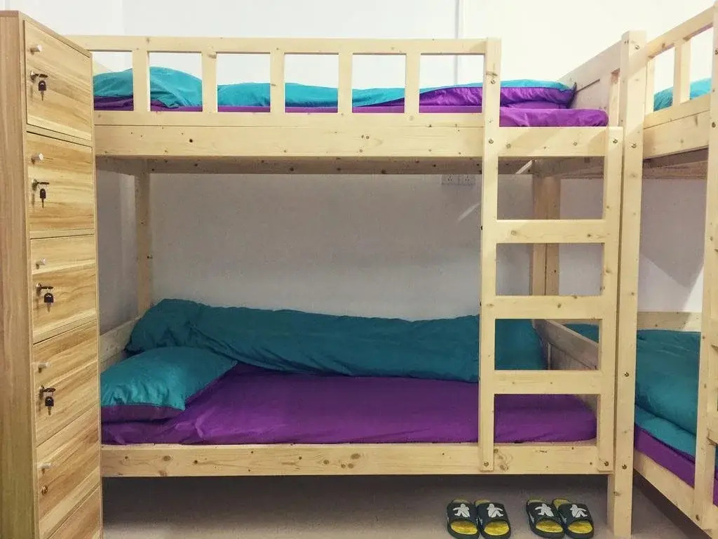 Long Island Hostel