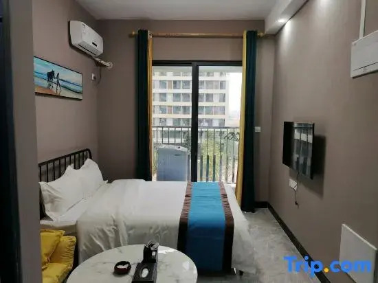Tropical International Apartment (Guangzhou Baiyun Airport Qingtang Subway Station)