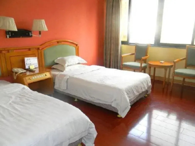 Guangzhou Semi Bay Inn