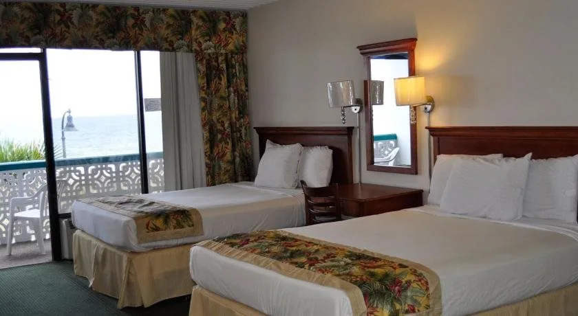 The Diplomat Family Motel