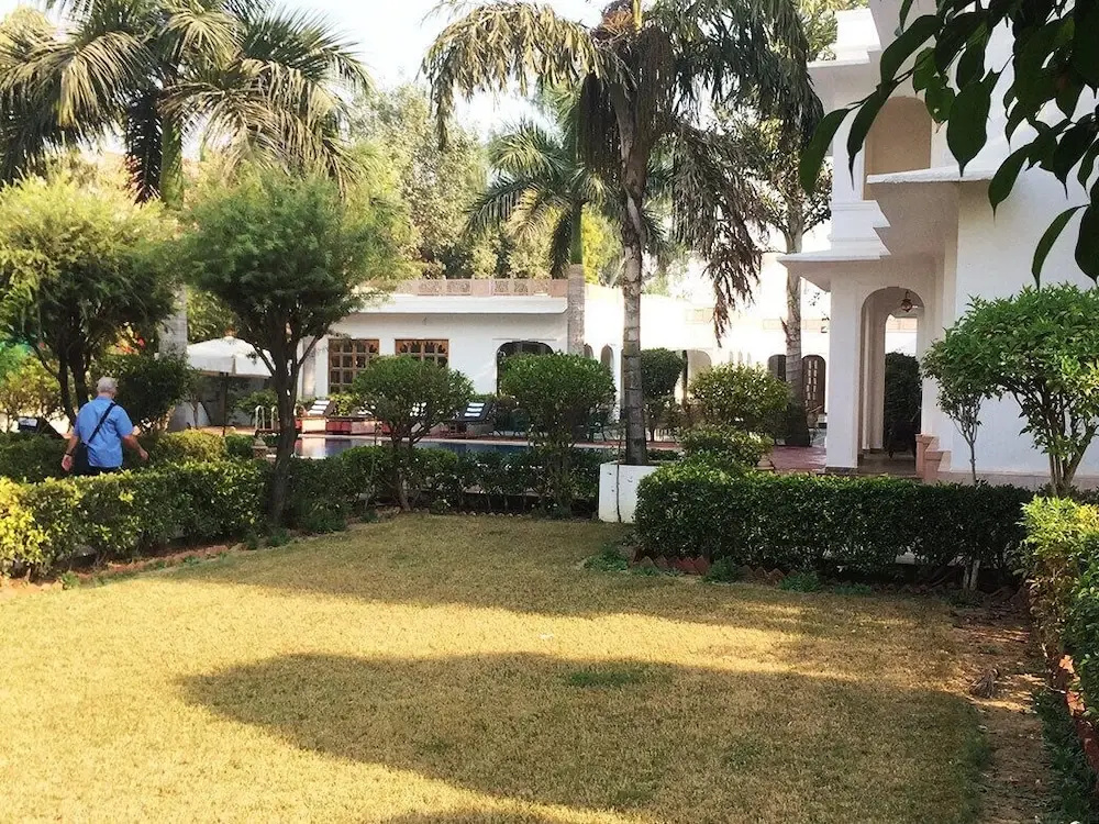 Rubystone Shiv Vilas Palace