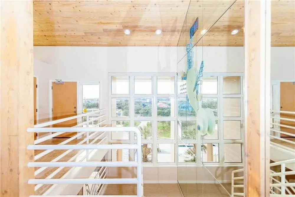 Ocean Pearl
