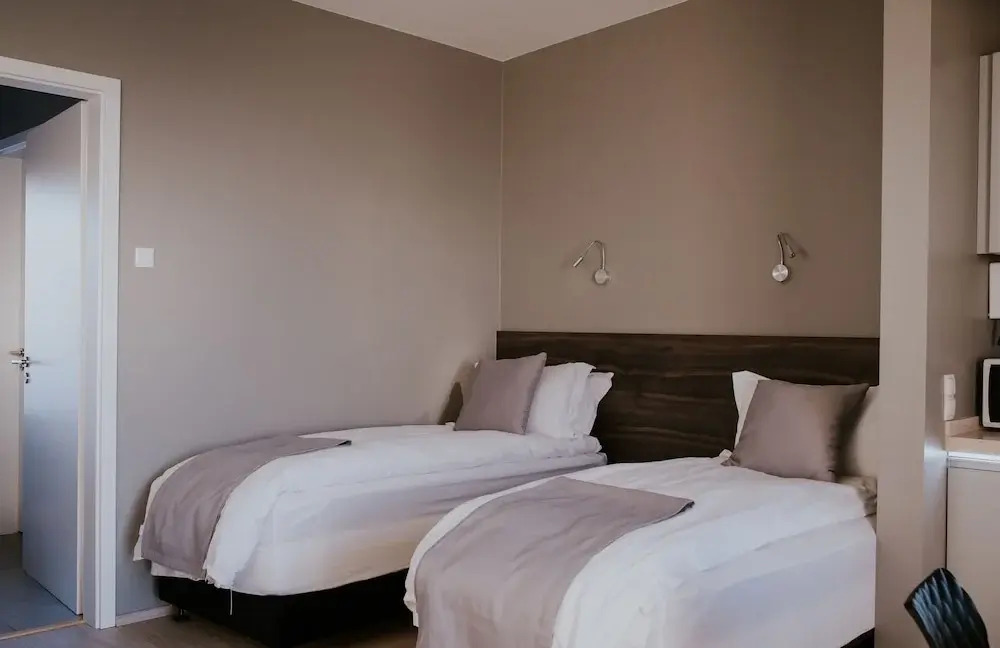 Black Beach Suites