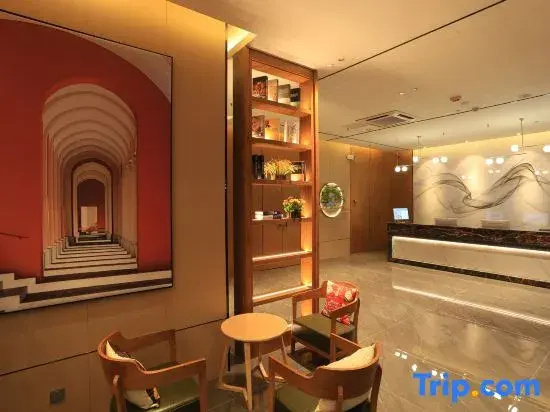 Unitour Hotel (Yulin Cross Street Xiaweiyi)