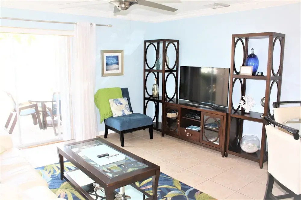 Jamaica Royale 052 Great Updates And Close To The Pool! 1 Bedroom Villa