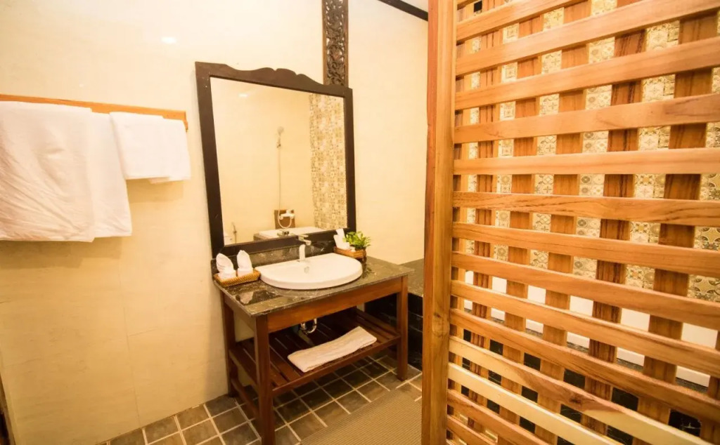 Royal Peacock Boutique Hotel