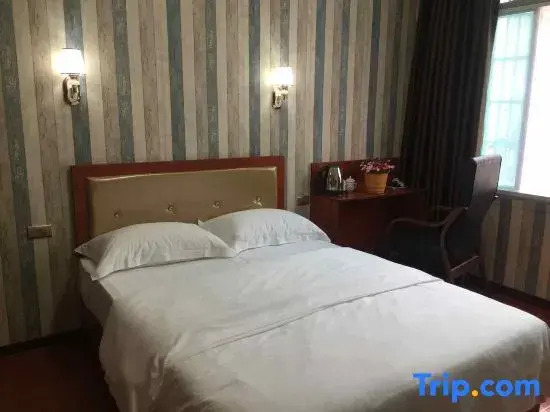 Hefeng Yage Hotel