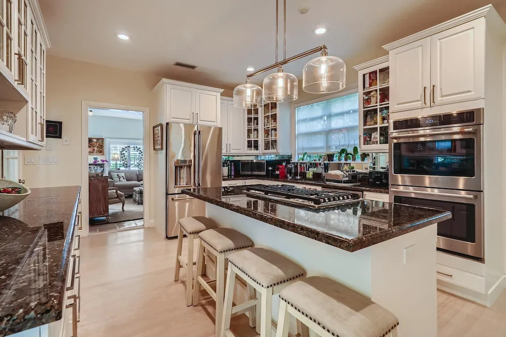 Villa Gardenia - Peaceful Garden Oasis with Open Floor Plan