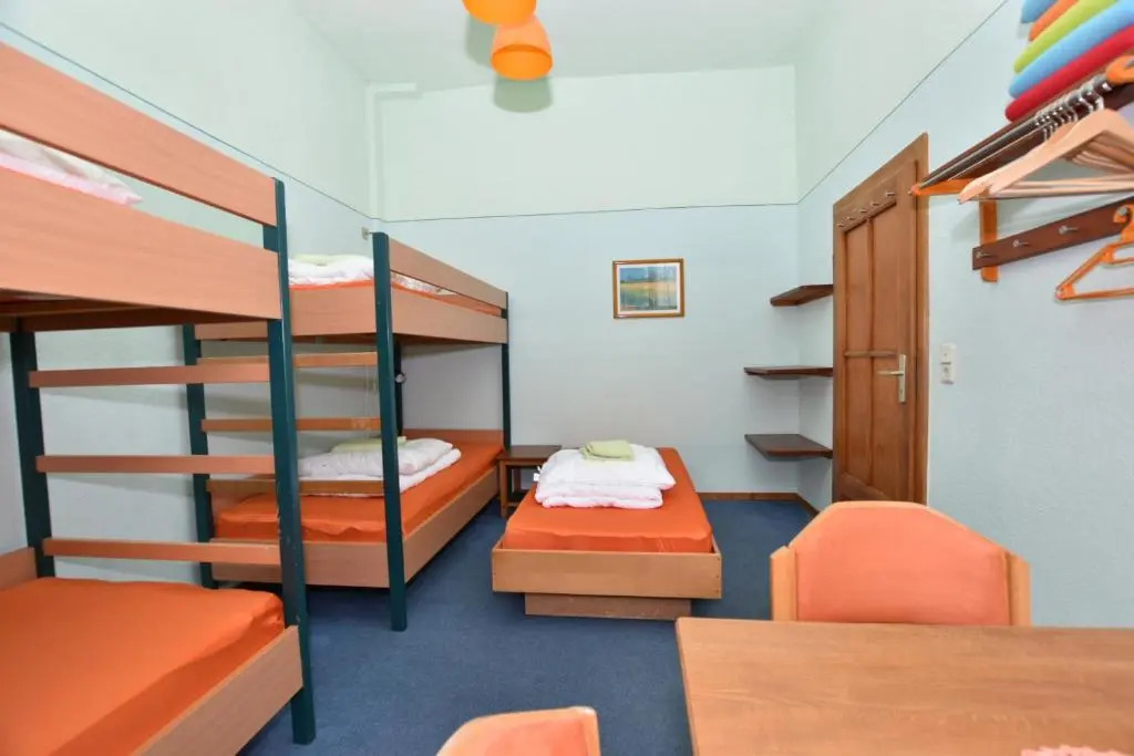 Herberge Orange