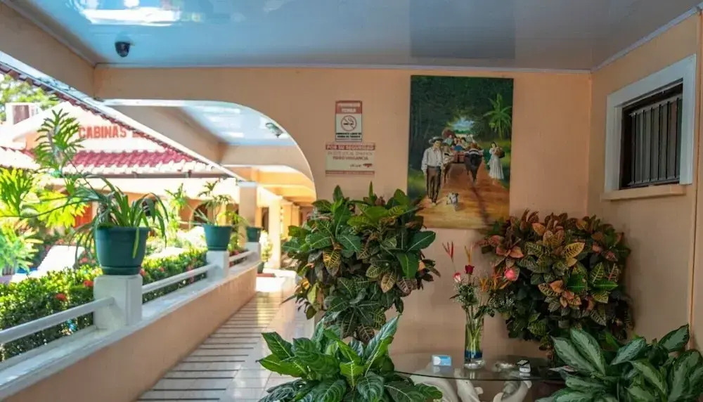 Hotel Cabinas El Coral
