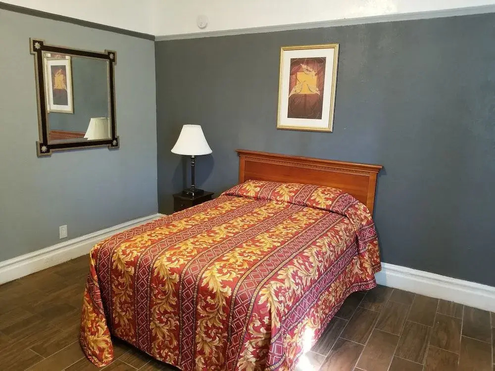 Page Hotel