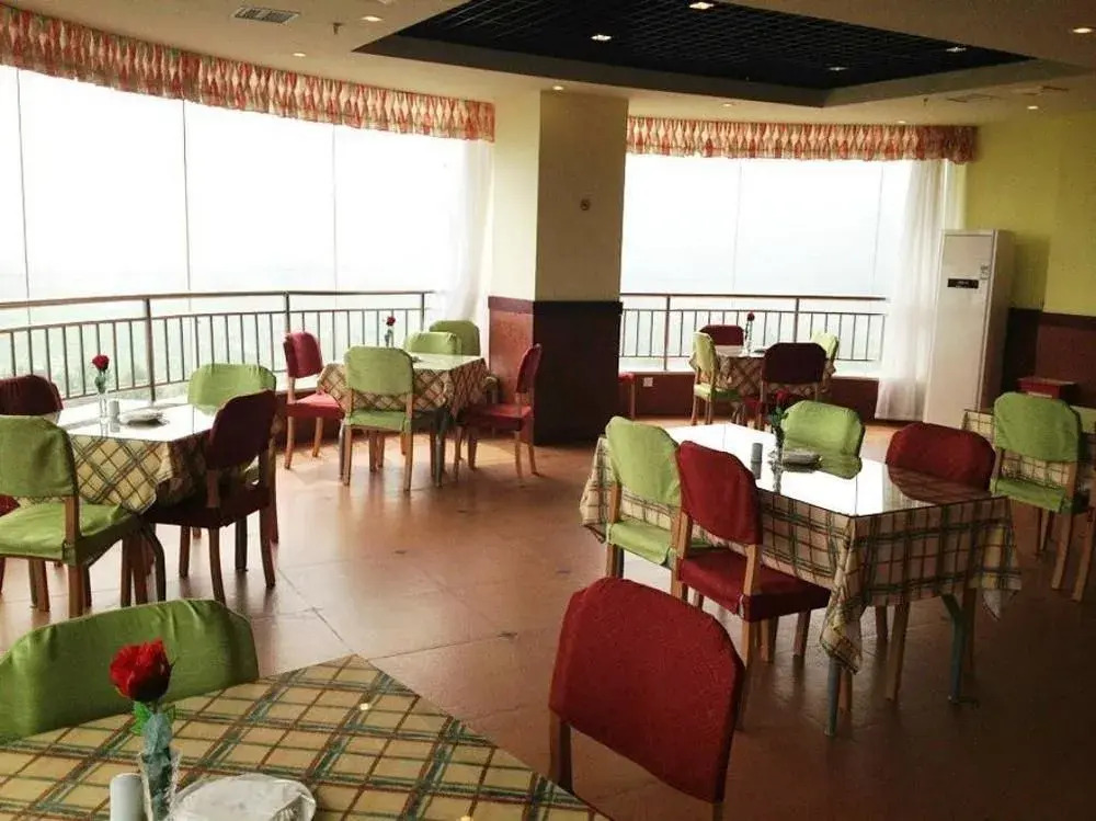 Home Inn Hotel