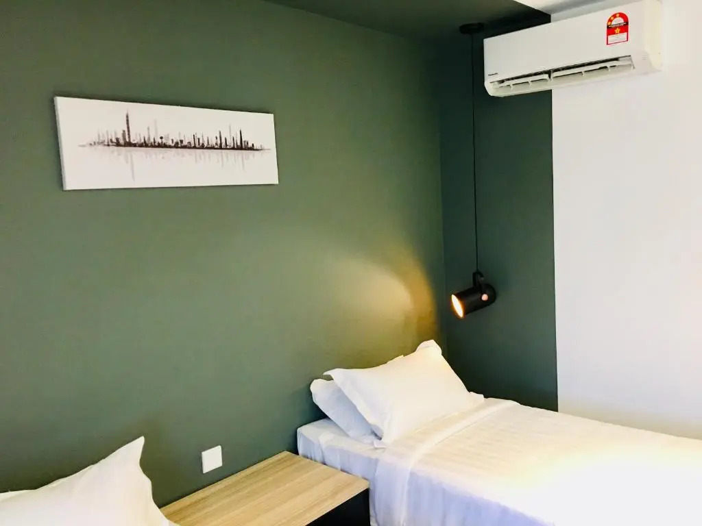 Enclave Business Hotel