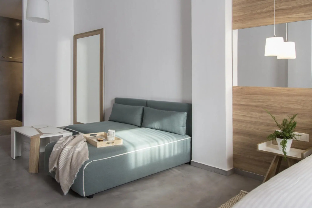 Monogram Hotel