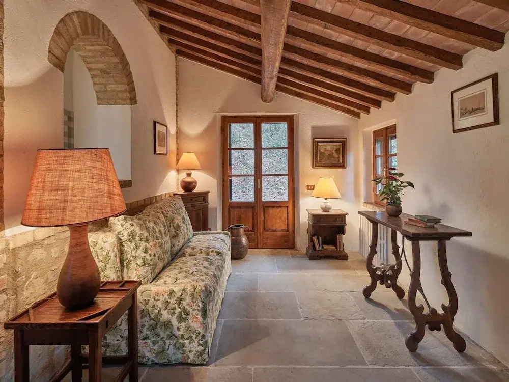 Charming House in Tuscany with Pool