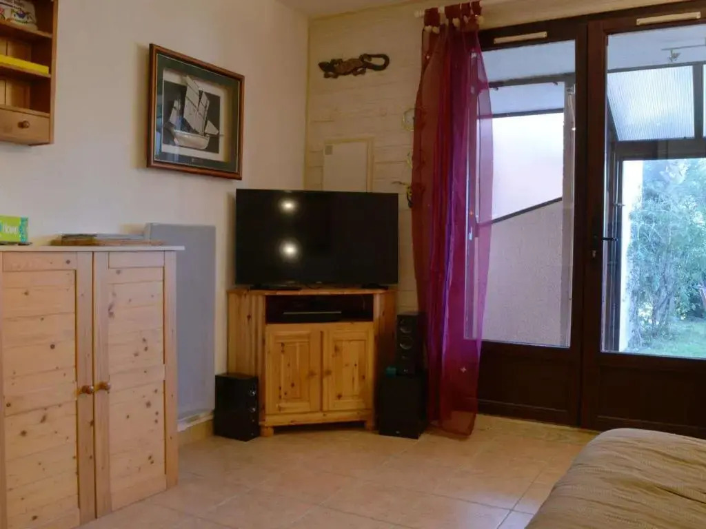 Appartement Saint-Cyprien, 2 pièces, 4 personnes - FR-1-225D-22