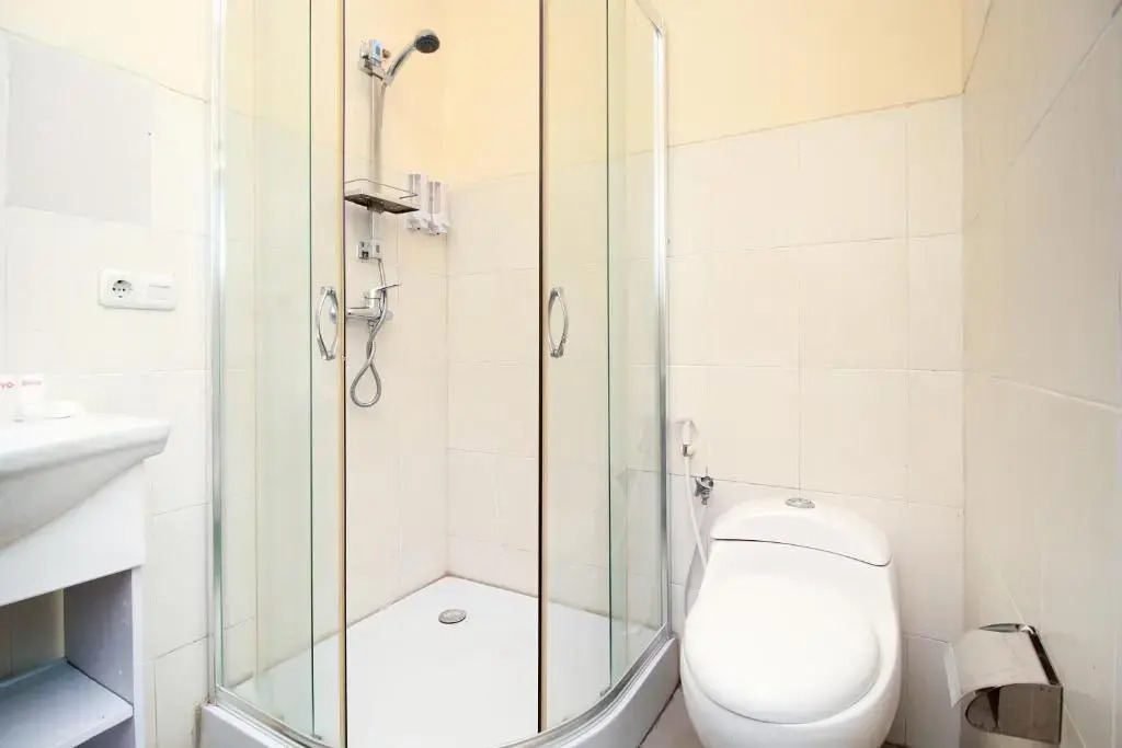 Capital O 175 K-60 Residence