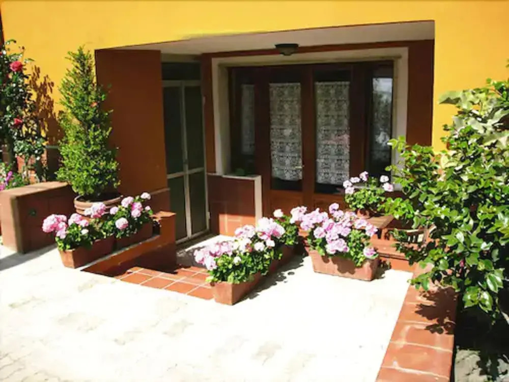 Bed & Breakfast Villa Mena