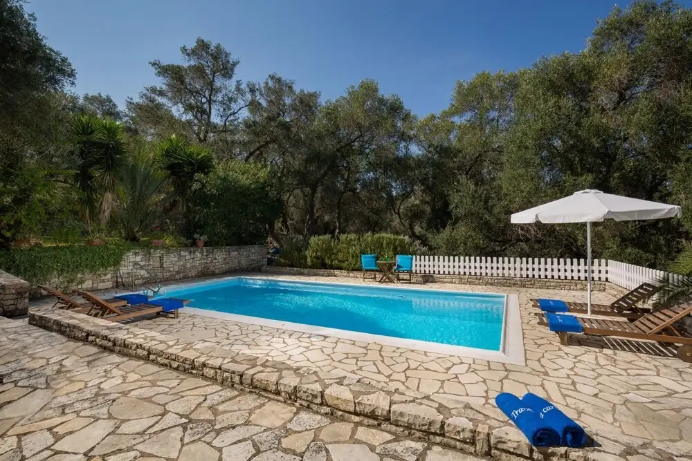 Villa Maria in Paxi With 2 Bedrooms and 1 Bathrooms
