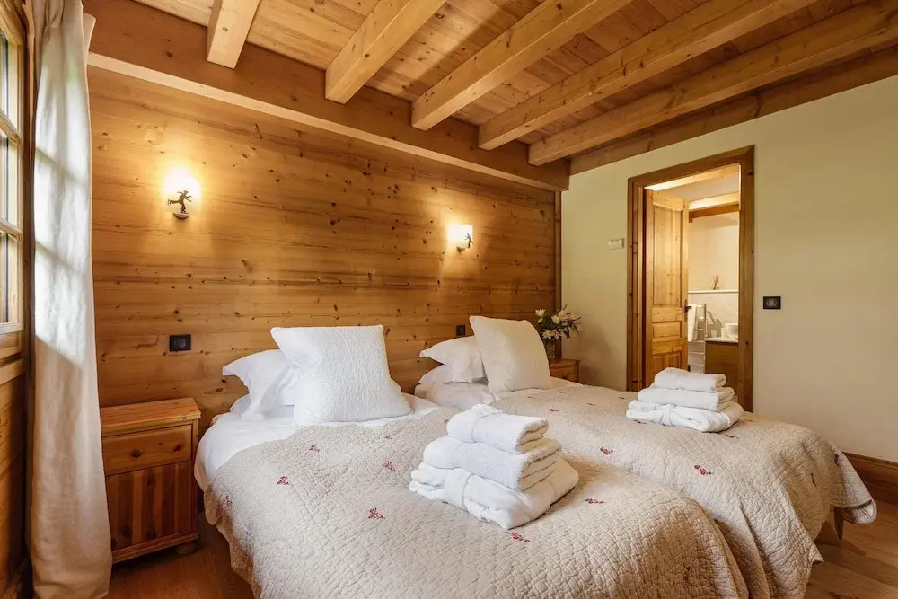Magnificent Chalet Valhalla 5 Central Chamonix