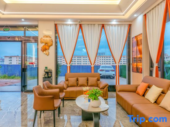 Qujing Yujin Smart Hotel (Qilin High School Branch)