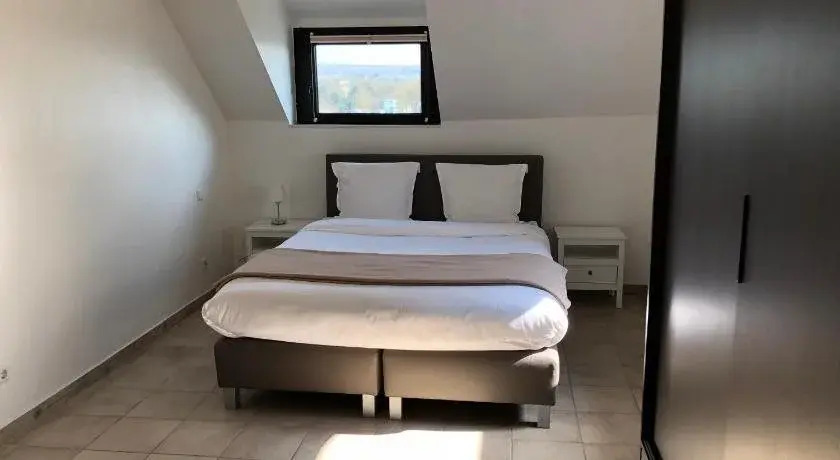 Hotel & Restaurant The Nest