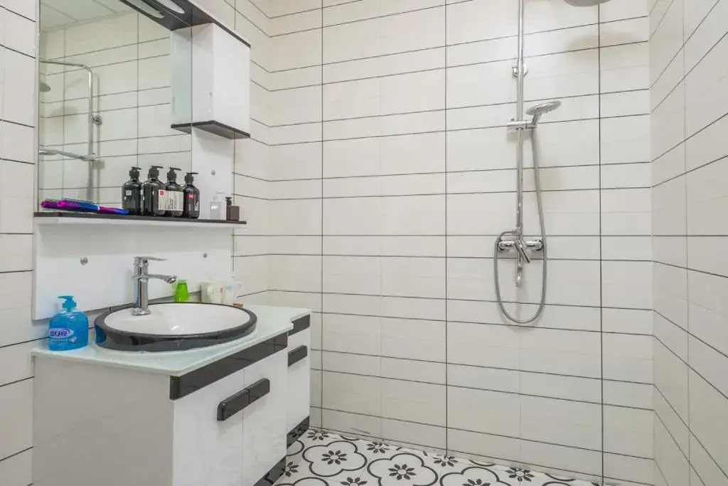 Zhengzhou Jinshui·CBD· Locals Apartment 00146910