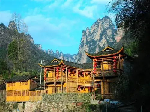 Qing Feng Zhai