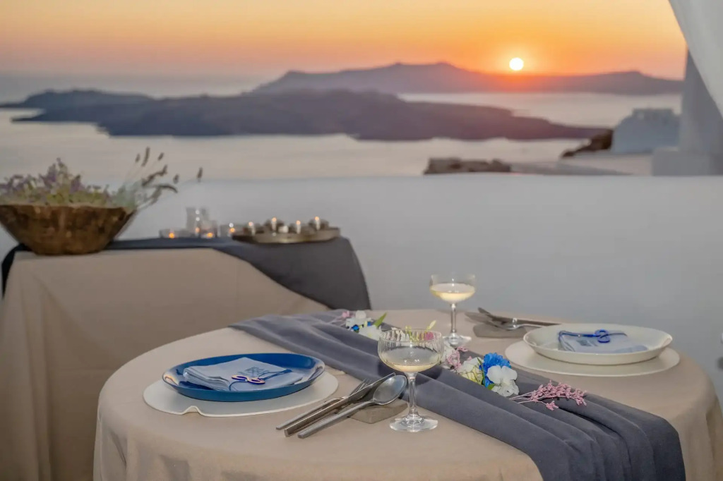 Apeiron Blue Santorini by Apeiron Hotels