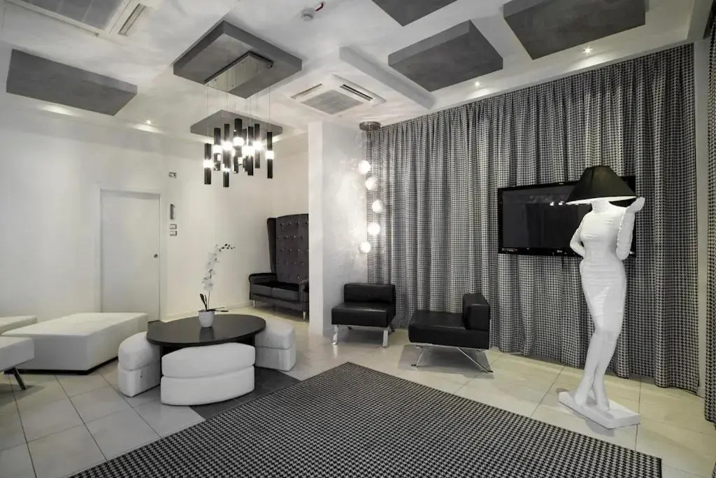 Atmosphere Suite Hotel