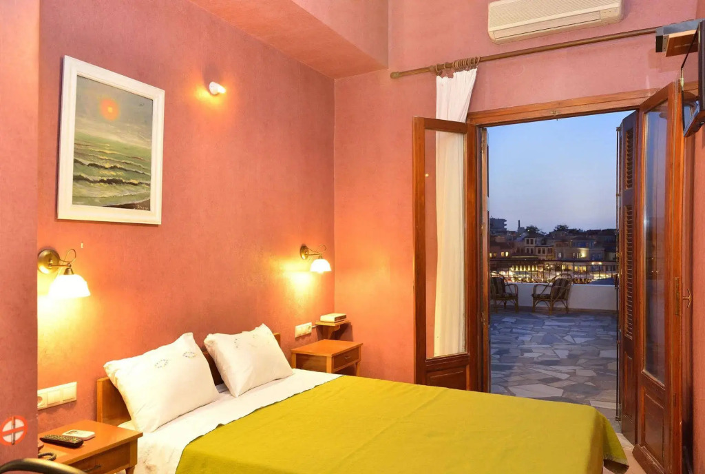 Amphitrite Hotel