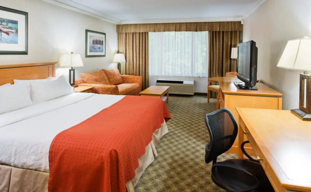DoubleTree by Hilton North Vancouver
