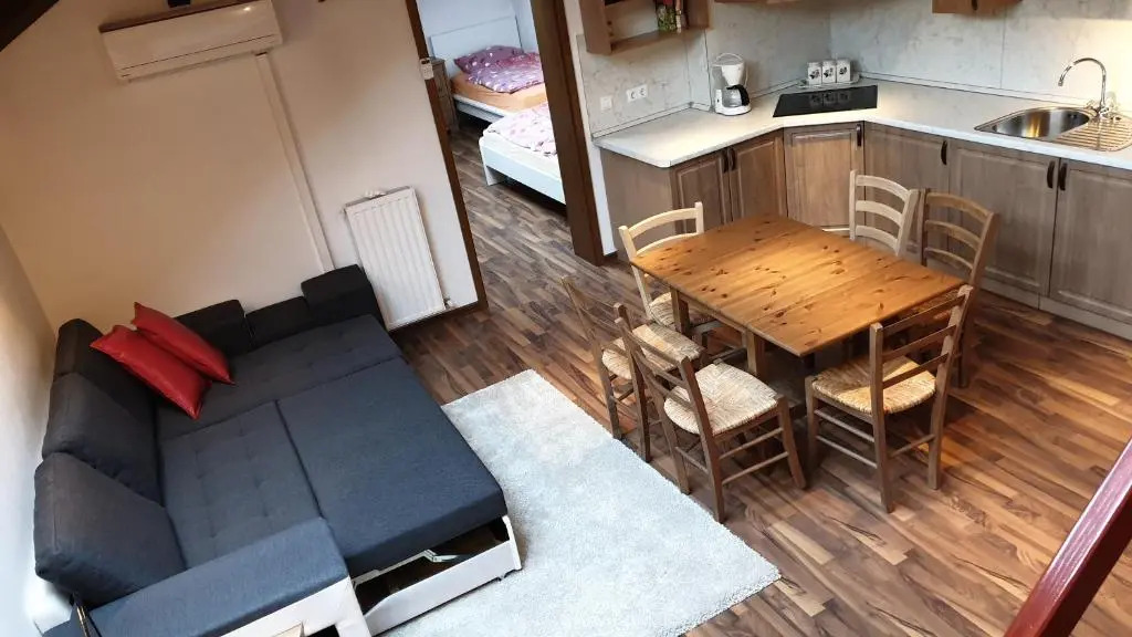 Apartment Potepuh